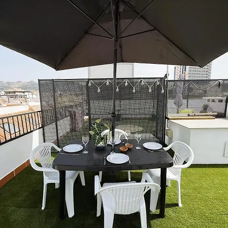 Luxury Penthouse With Jacuzzi Apartmán *